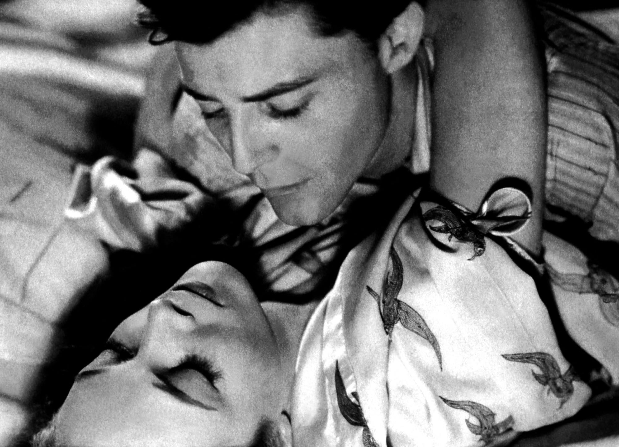 Micheline Presle et Gérard Philipe dans "Le Diable au corps" (1947) de Claude Autant-Lara. [AFP - ©Transcontinental Films / Collection ChristopheL]
