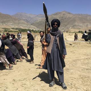 Un soldat taliban dans la province du Panchir en Afghanistan. [Keystone/AP Photo - Mohammad Asif Khan]