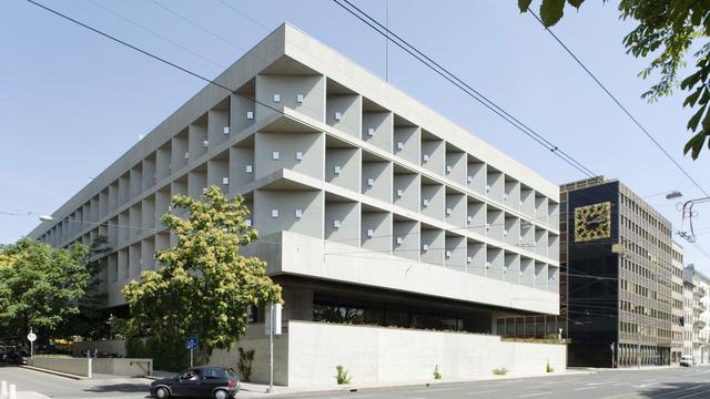 Le bâtiment d'Uni Dufour à Genève en juillet 2006. [Keystone - Gaetan Bally]