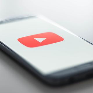 YouTube, un quiz de la Semaine des médias 2021. [Chocolat productions - RTS]
