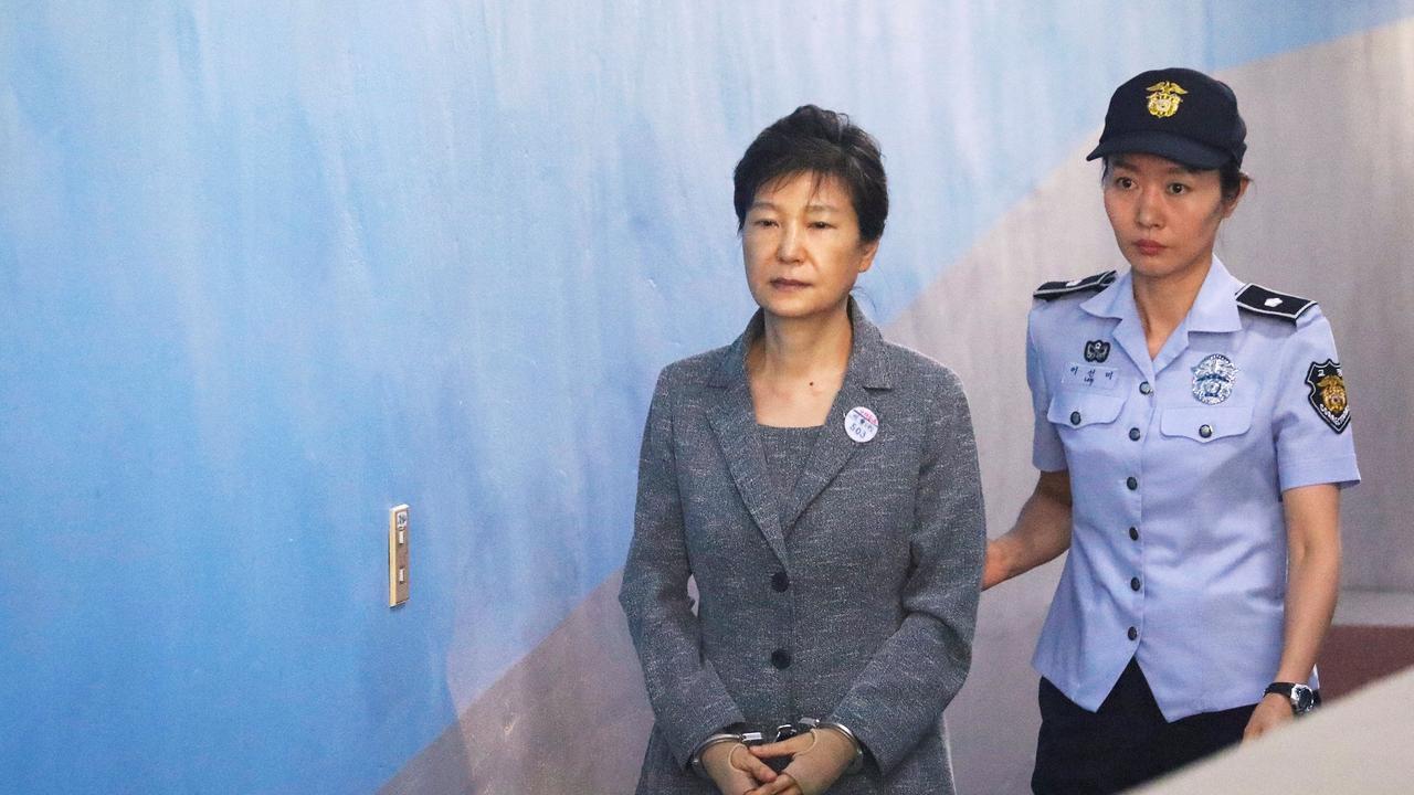 La Cour suprême sud-coréenne a définitivement confirmé jeudi la condamnation de l'ex-présidente Park Geun-hye à 20 ans de prison. [Reuters - Kim Hong-Ji]