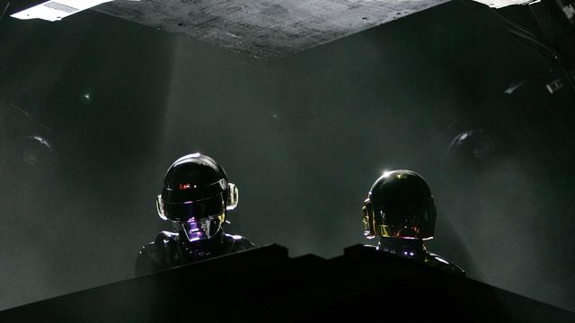 Daft Punk au Vegoose music festival à Las Vegas en 2007.
LAS VEGAS - OCTOBER 27: Guy-Manuel de Homem-Christo and Thomas Bangalter of Daft Punk perform during the Vegoose music festival at Sam Boyd Stadium's Star Nursery Field October 27, 2007 in Las Vegas, Nevada. (Photo by 
Ethan Miller/Getty Images
AFP [AFP - Ethan Miller/Getty Images]