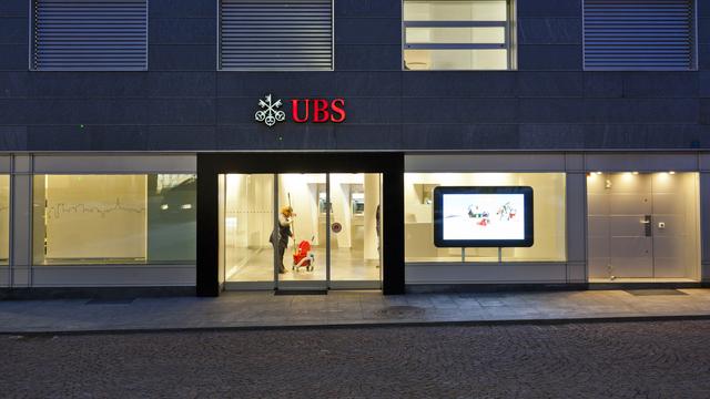 UBS confirme le redimensionnement de son réseau en Suisse. [KEYSTONE - GAETAN BALLY]