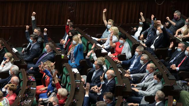 Bruxelles dénonce l'adoption d'une loi sur les médias en Pologne. [Reuters - Slawomir Kaminski]