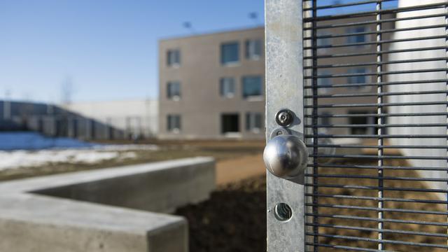 La cour de promenade de la prison pour mineurs de Palézieux (VD). [Keystone - Jean-Christophe Bott]