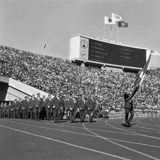 La délégation suisse aux Jeux Olympiques de Tokyo en 1964 [Keystone]
