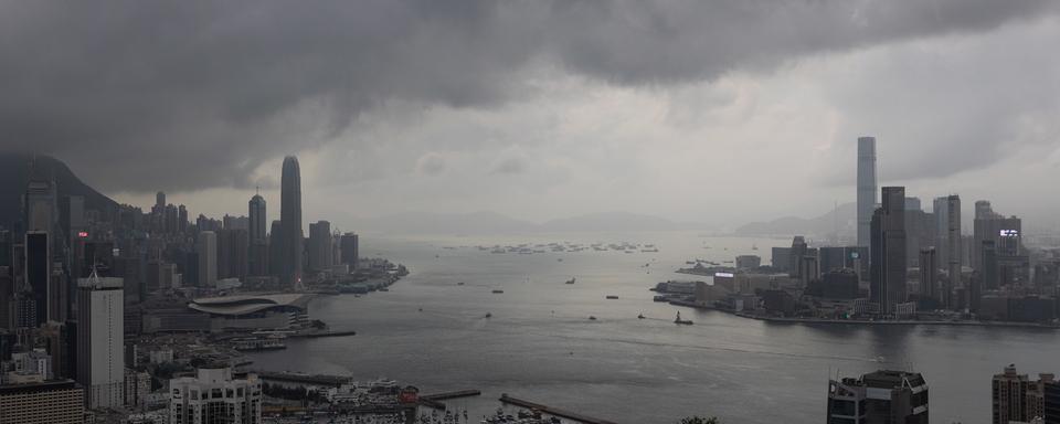 Amnesty International estime que la loi de sécurité nationale a placé Hong Kong sur une voie rapide pour devenir un Etat policier, créant une urgence pour les droits humains. [Jérome Favre]