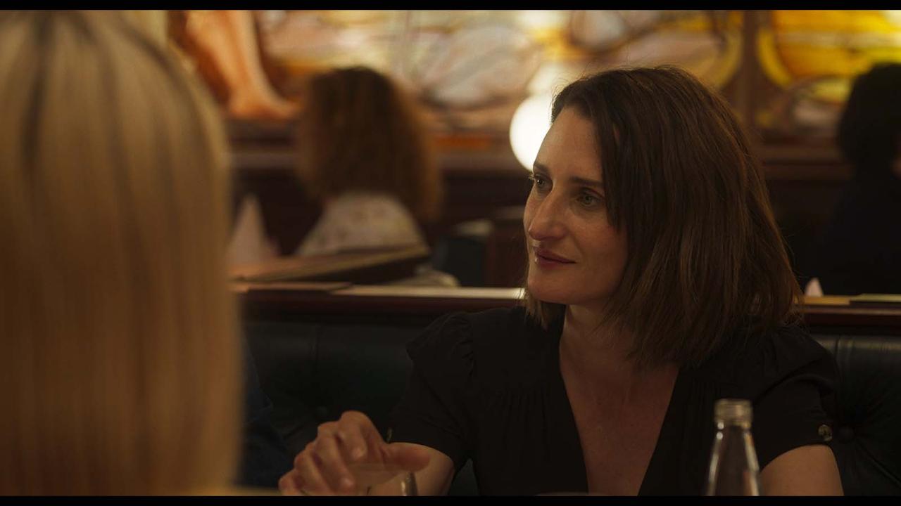 Camille Cottin dans "Mon Légionnaire". [Copyright ML/Cheval deux trois/Wrong Men]