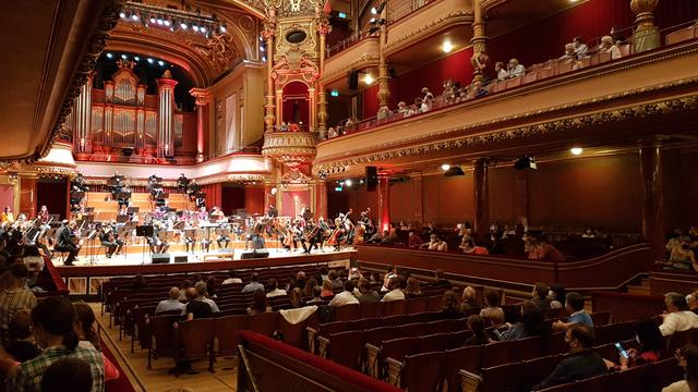 Un concert test à Genève. [RTS - Guillaume Rey]