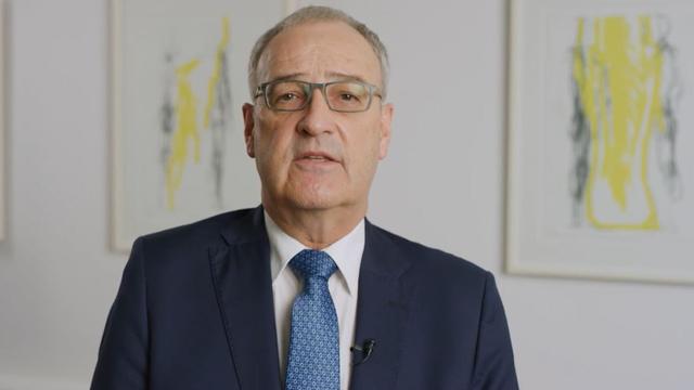 Guy Parmelin appelle à se préparer à de possibles pénuries d'électricité. [Association des Entreprises électriques Suisses (AES)]