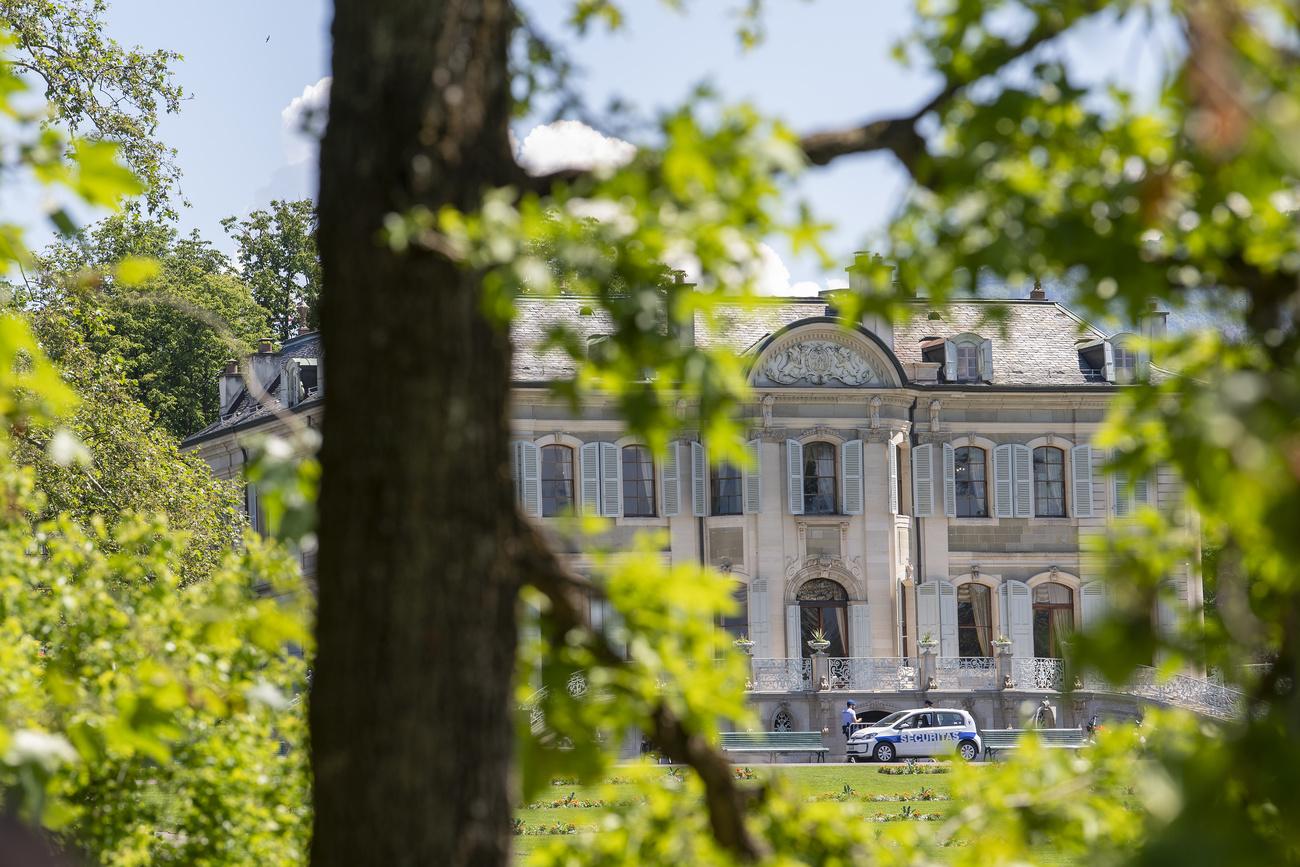 Une vue de la villa La Grange à Genève, lieu de la rencontre entre Joe Biden et Vladimir Poutine. [Keystone - Martial Trezzini]