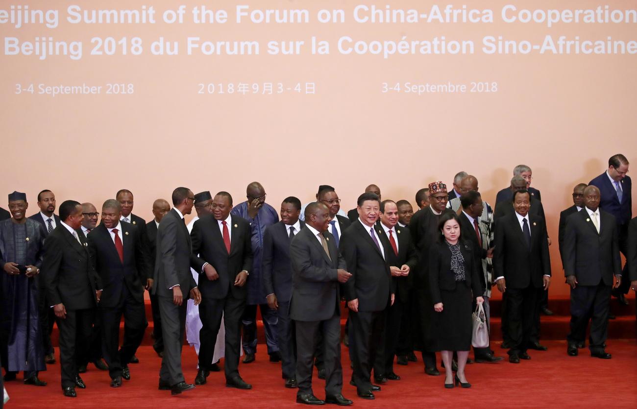 Le président chinois Xi Jinping entouré de ses homologues des pays africains lors du Forum on China-Africa Cooperation (FOCAC) à Pékin, le 3 septembre 2018. [Keystone/EPA - How Hwee Young/Pool]