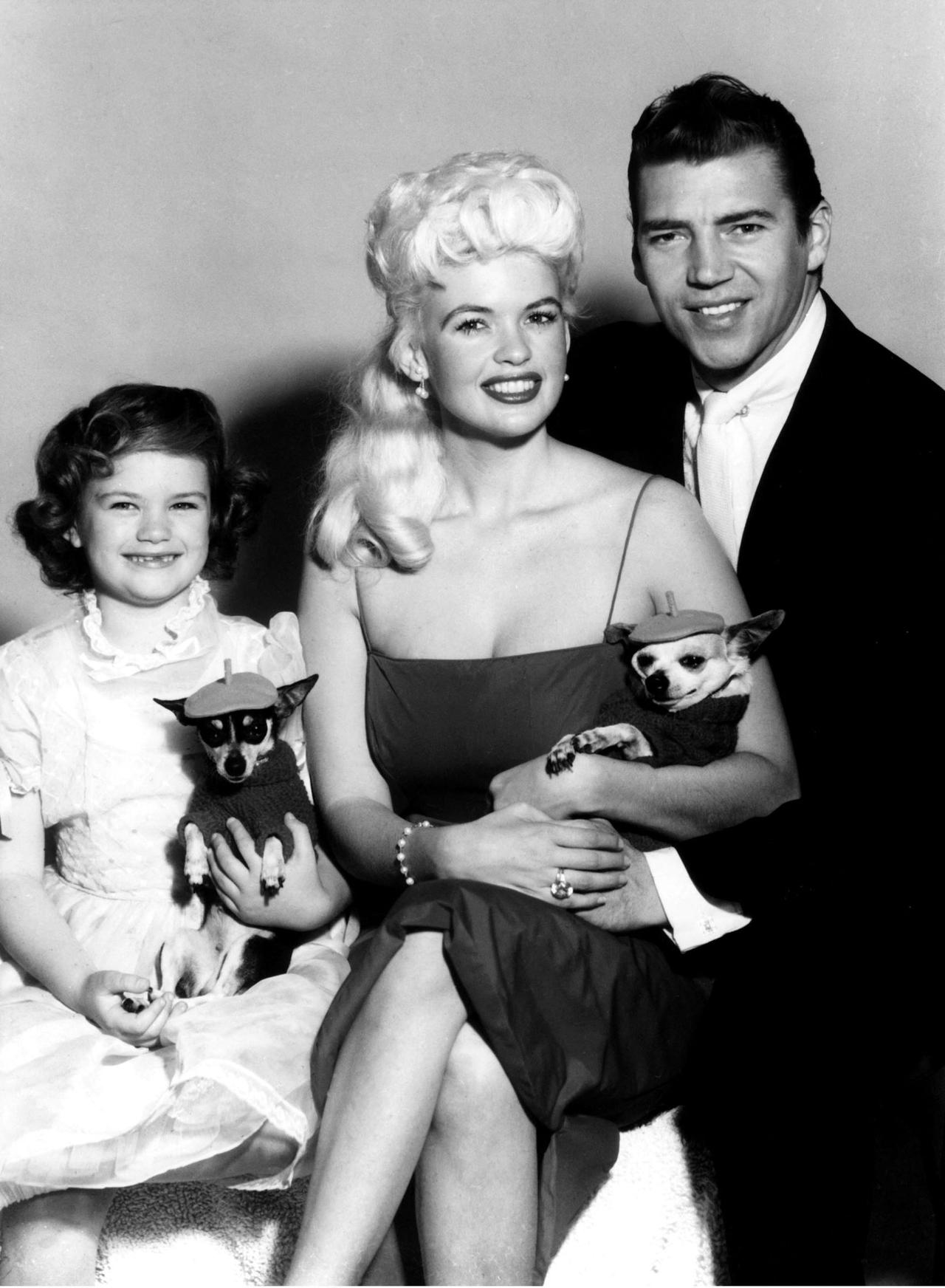 Jayne Mansfield et Mickey Hargitay, son mari culturiste [Collection Christophel / Collection ChristopheL via AFP]