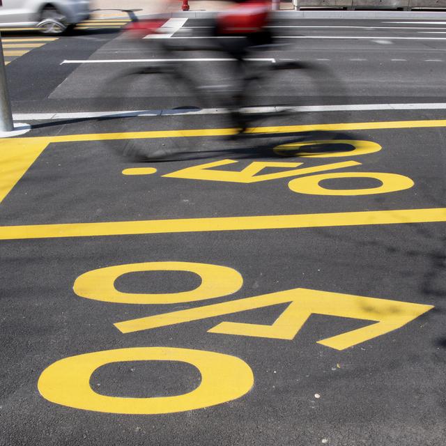 Un piste cyclable à genève. [Keystone - Martial Trezzini]