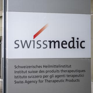 Swissmedic autorise un médicament contre le Covid-19. [Keystone - Paul Schneider]