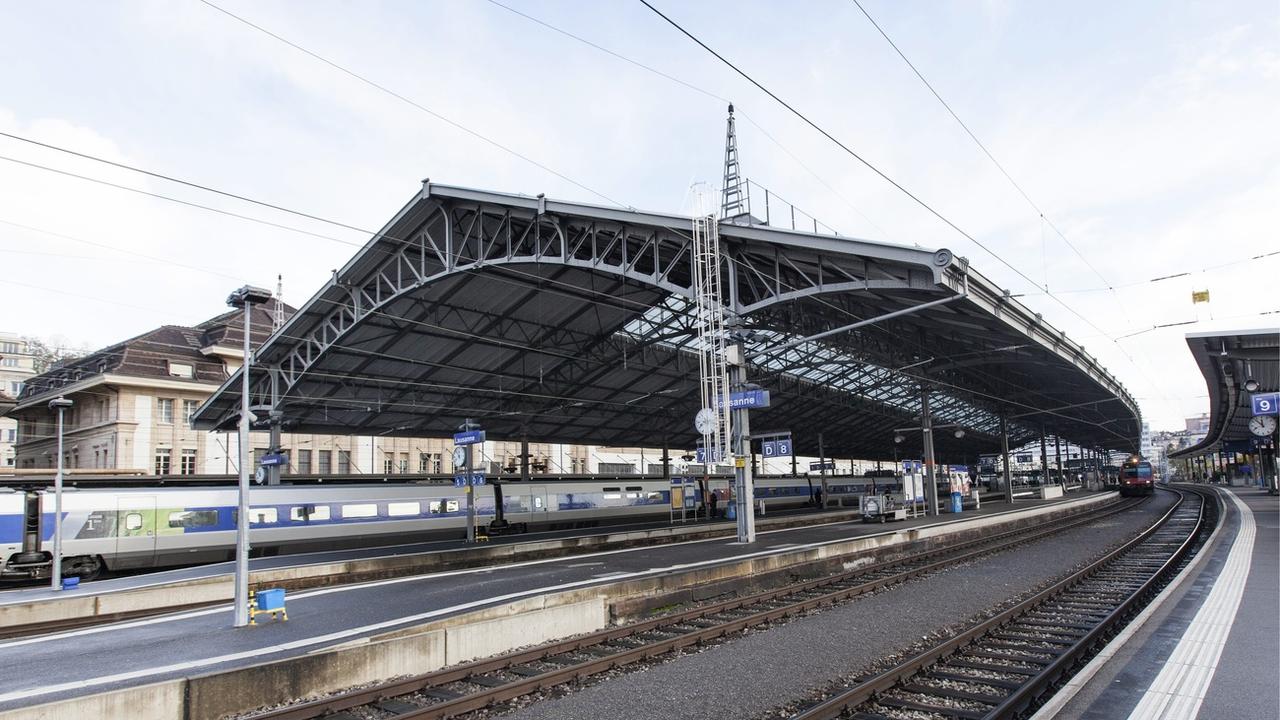 Les travaux de transformation de la gare de Lausanne vont pouvoir commencer en été 2021. [Keystone - Aline Staub]
