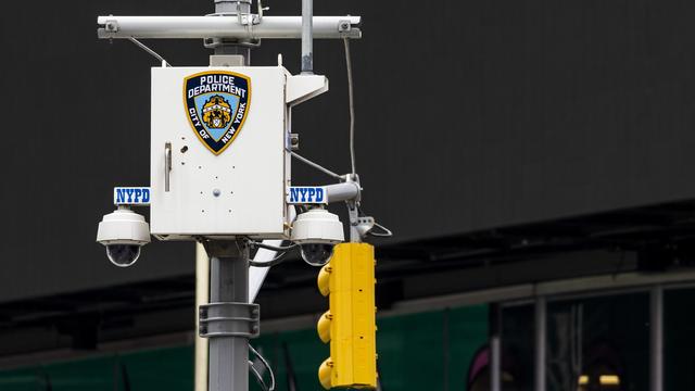 A New York, les caméras de surveillance utilisent aussi la reconnaissance faciale. [EPA - JUSTIN LANE]