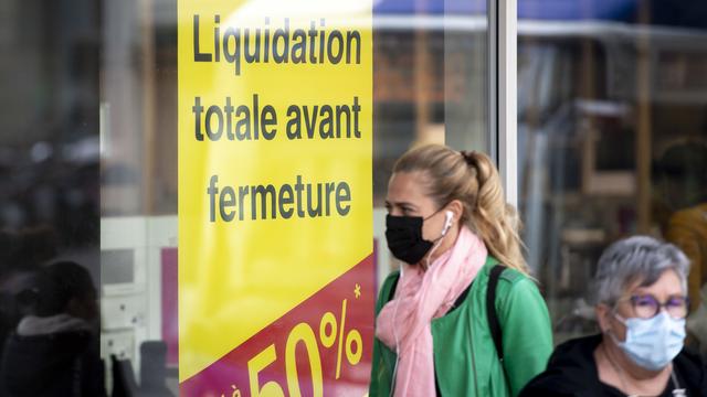 Un magasin en faillite à Lausanne. [Keystone - Laurent Gillieron]