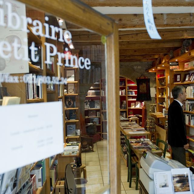 La librairie morgienne Le Petit Prince, photographiée ici le 11 janvier 2012. [Keystone - Jean-Christophe Bott]