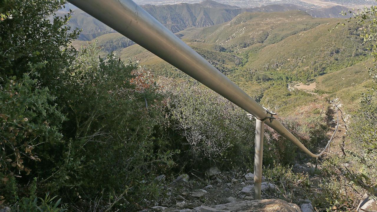 Un pipeline de transport d'eau de Nestlé dans le compté de San Bernardino en Californie. [The Desert Sun via AP/Keystone - Jay Calderon]