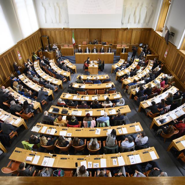 Les députés du Grand Conseil neuchâtelois siègent au Château de Neuchâtel. [KEYSTONE - Laurent Gillieron]