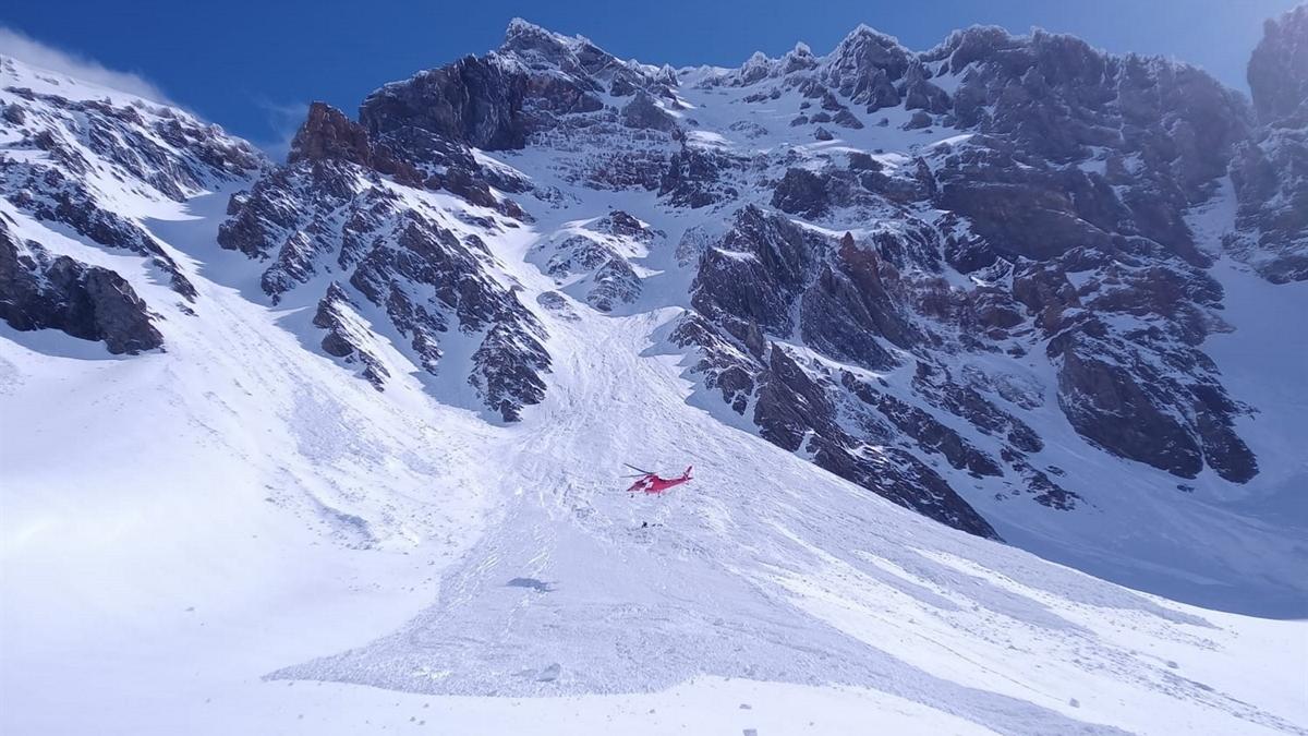 Deux alpinistes meurent dans une avalanche au Piz Russein dans les Grisons. [Kantonspolizei Graubünden]