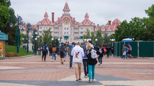 Les nouvelles mesures inquiètent particulièrement les parc d'attractions français. [Hans Lucas/AFP - Sandrine Marty]