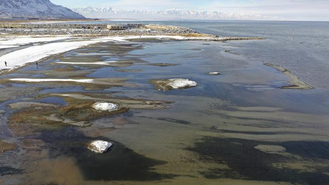 Le grand lac salé dans l'Utah (USA). [Utah Geological Survey via AP/ Keystone]