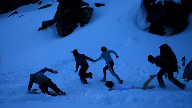 Extrait du film russe "The Dyatlov Pass Incident", qui revient sur le mystère du drame (image d'illustration). [A COMPANY RUSSIA / AFP]