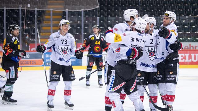 Fribourg a pu compter sur un doublé de son capitaine Julien Sprunger. [Claudio De Capitani]