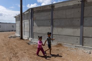 Des enfants dans le camp de réfugiés de Ritsona en juin 2021. [Reuters - Alkis Konstantinidis]