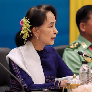 Aung San Suu Kyi comparaît en personne devant le tribunal (archive). [AFP]
