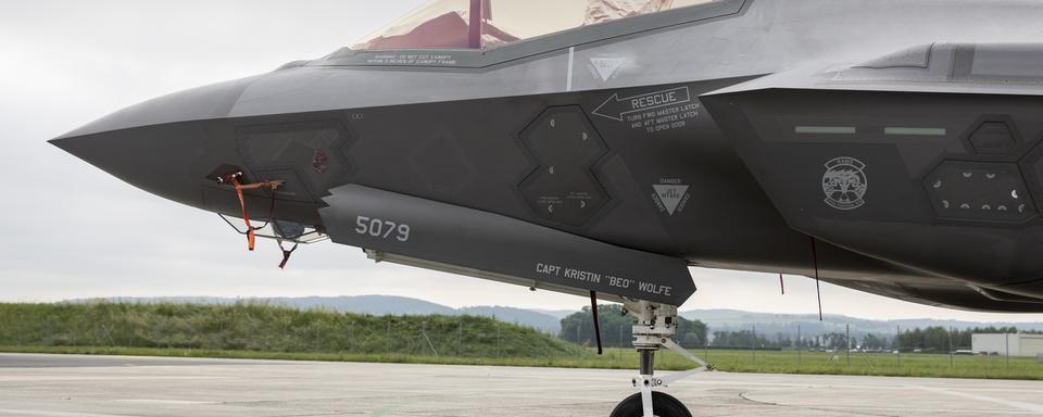 La Suisse a choisi le F-35A américain pour renouveler sa flotte. [Keystone - Peter Klaunzer]