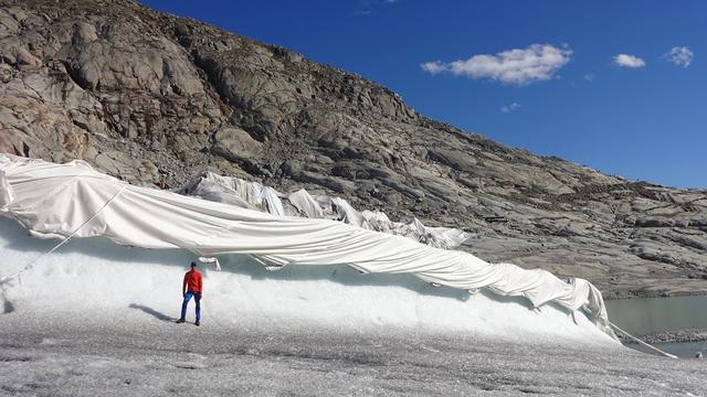 Le glacier du Rhône recouvert. [WSL - Matthias Huss]