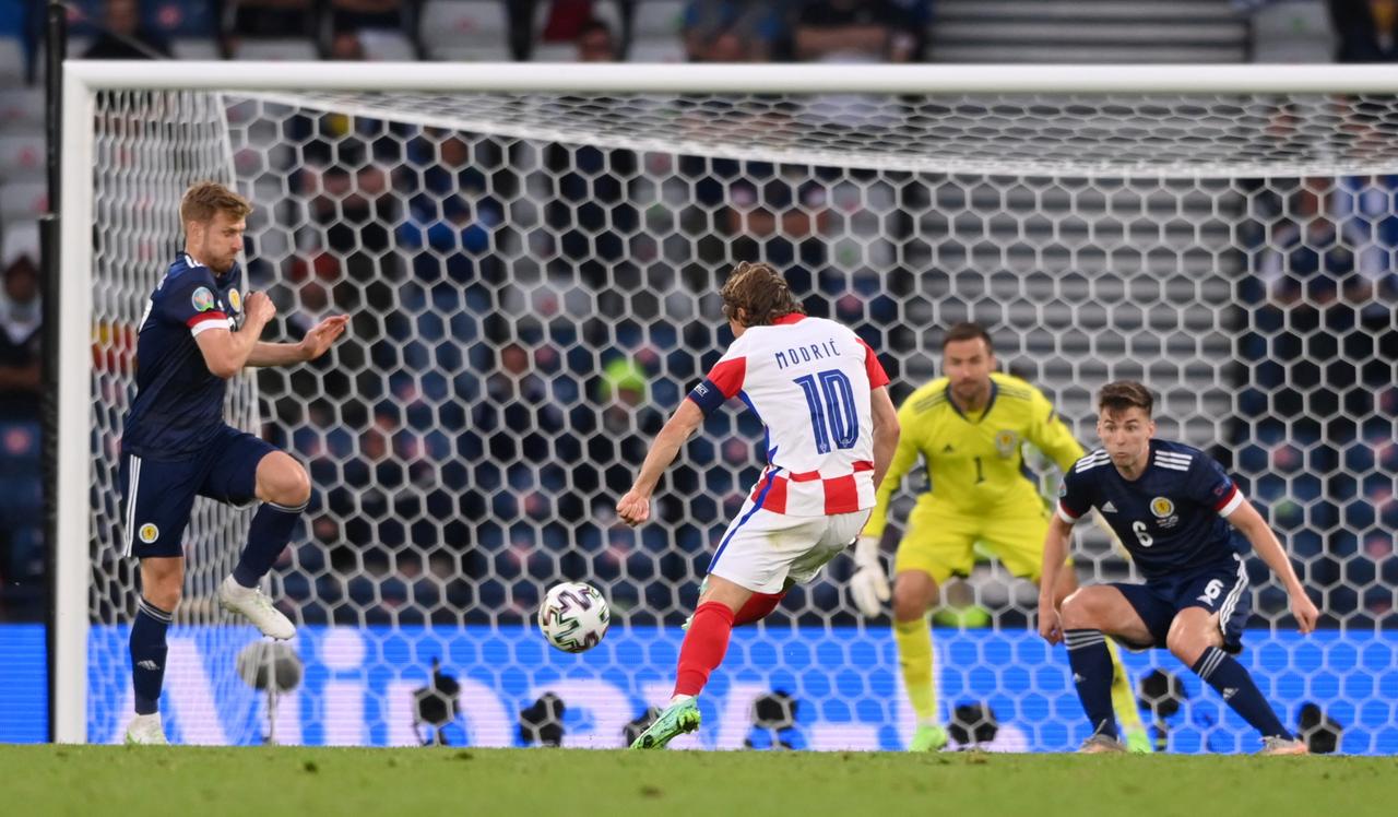 L'éclair de génie de Modric est tombé à la 62e minute. [Pool via REUTERS - Stu Forster]