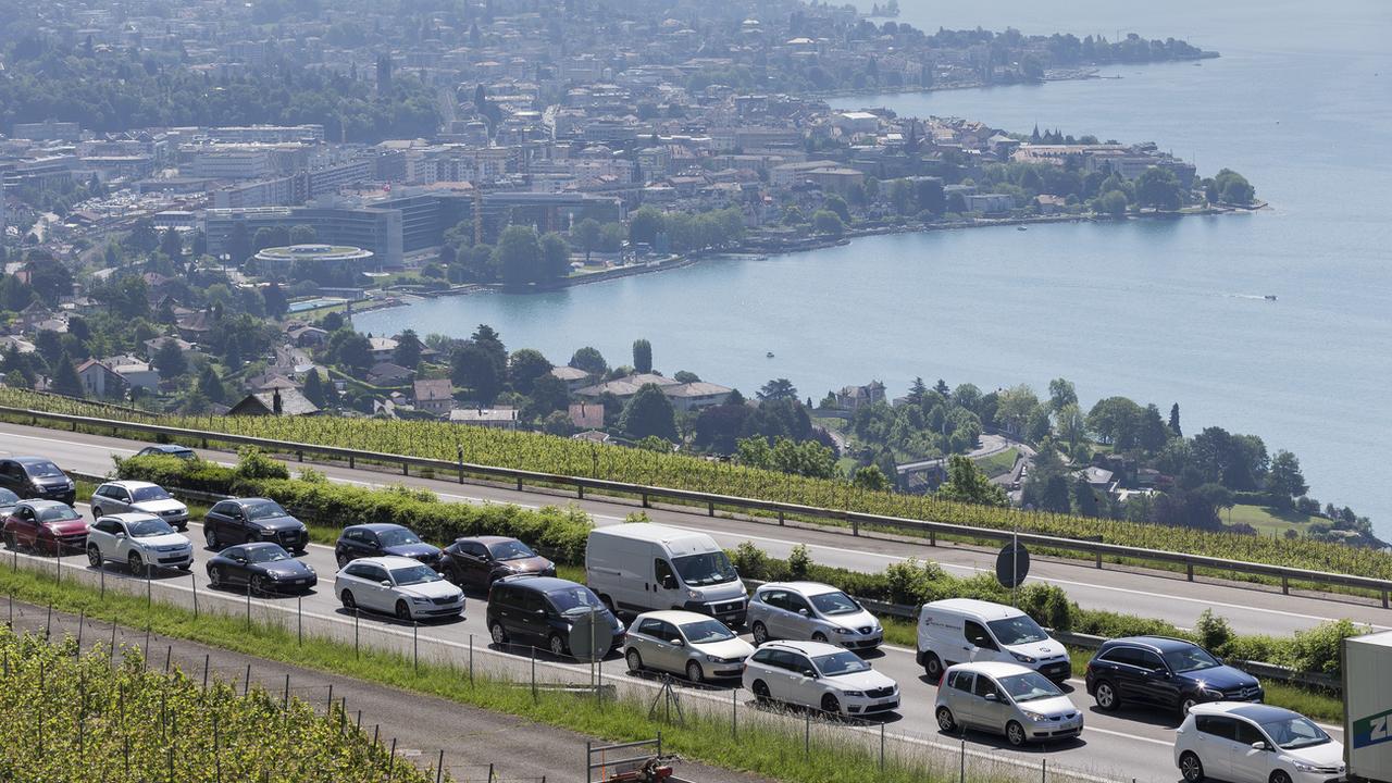 Plusieurs chantiers simultanés sont prévus sur l'A9 entre Lausanne et Vevey en 2021. [Keystone - Cyril Zingaro]