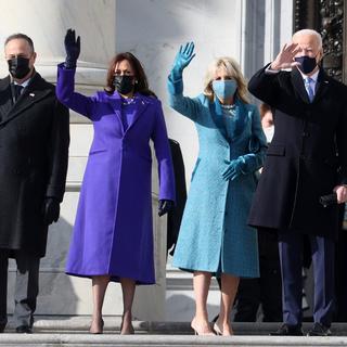 Kamala Harris et Joe Biden arrivent au Capitole. [AFP - Joe Raedle/Getty Images]