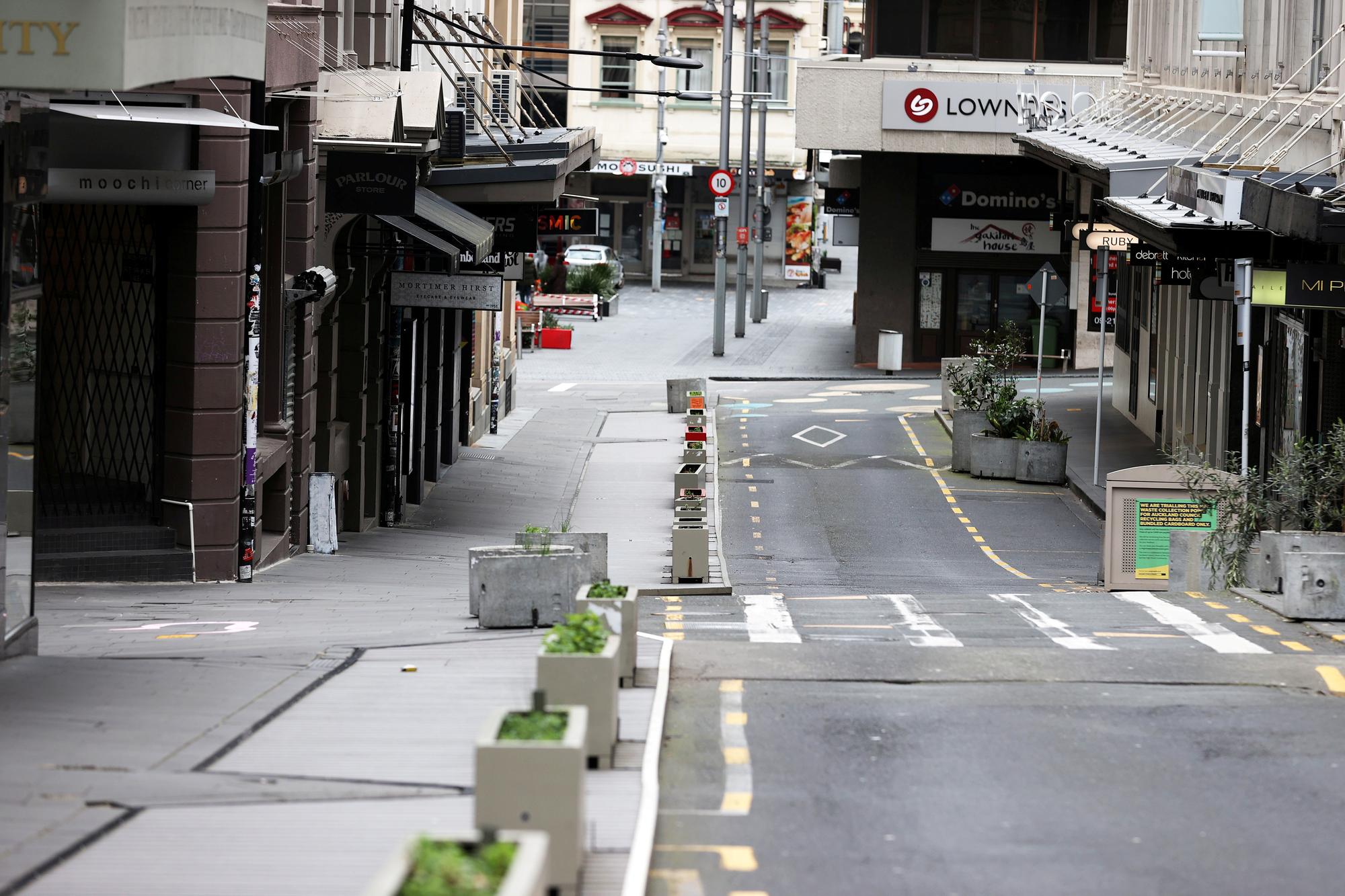 Les rues de la ville d'Auckland, vidées par le confinement, à la fin du mois d'août [REUTERS - FIONA GOODALL]