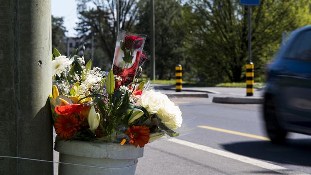 Le nombre de personnes tuées et grièvement blessées dans des accidents de la route a augmenté en 2020, indique le BPA. Personnes âgées et enfants sont particulièrement menacés. [KEYSTONE - JEAN-CHRISTOPHE BOTT]