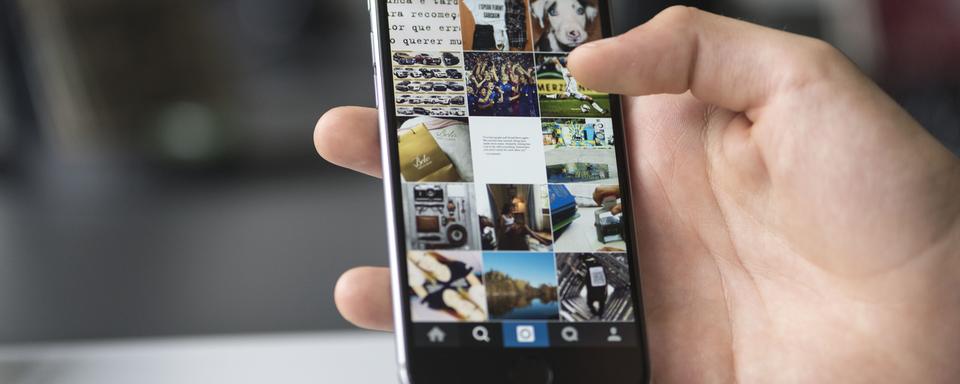 L'impact des images d'Instagram sur la confiance en soi. [Keystone - Christian Beutler]