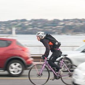 Le dernier kilomètre: la livraison express à vélo : une solution écologique et efficace ? [©La Vélopostale]