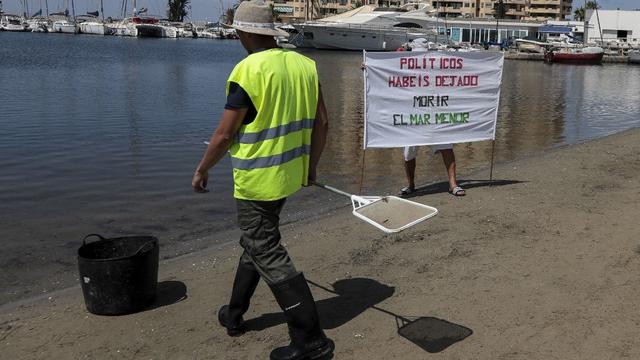 La mer Mineure, en Espagne, est menacée par la pollution. [AFP - JOSE MIGUEL FERNANDEZ]