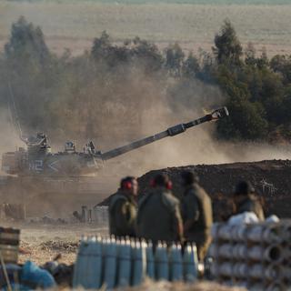 L'armée israélienne a d'abord annoncé être entrée dans Gaza, avant de démentir. [EPA - ATEF SAFADI]