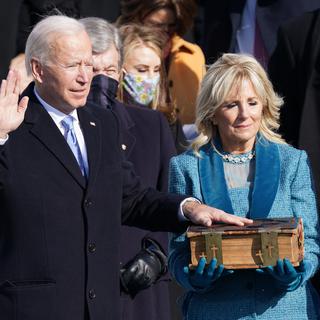 Joe Biden prête serment. [Reuters - Kevin Lamarque]
