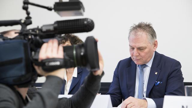 En Valais, la gouvernance du département du conseiller d'État Jacques Melly pointée du doigt par un rapport parlementaire. [Keystone - Christian Merz]