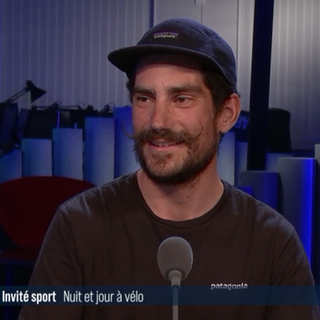 Interview d’Adrien Liechti, coureur cycliste d'ultra endurance. [RTS]