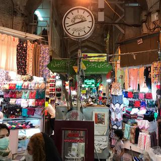 Dans le grand bazar de Téhéran. [RTS - Cédric Guigon]