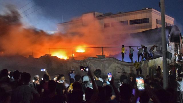 La colère et l'effroi dominent mardi en Irak au lendemain du terrible incendie dans un hôpital de Nassiriya (sud). [afp - Asaad Niazi]