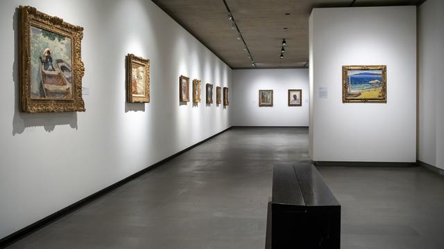 Une vue sur les tableaux de l'artiste Pierre Bonnard lors de la nouvelle exposition de la Fondation de l'Hermitage à Lausanne, "Chefs-d'oeuvre de la collection Bemberg". [KEYSTONE - Jean-Christophe Bott]