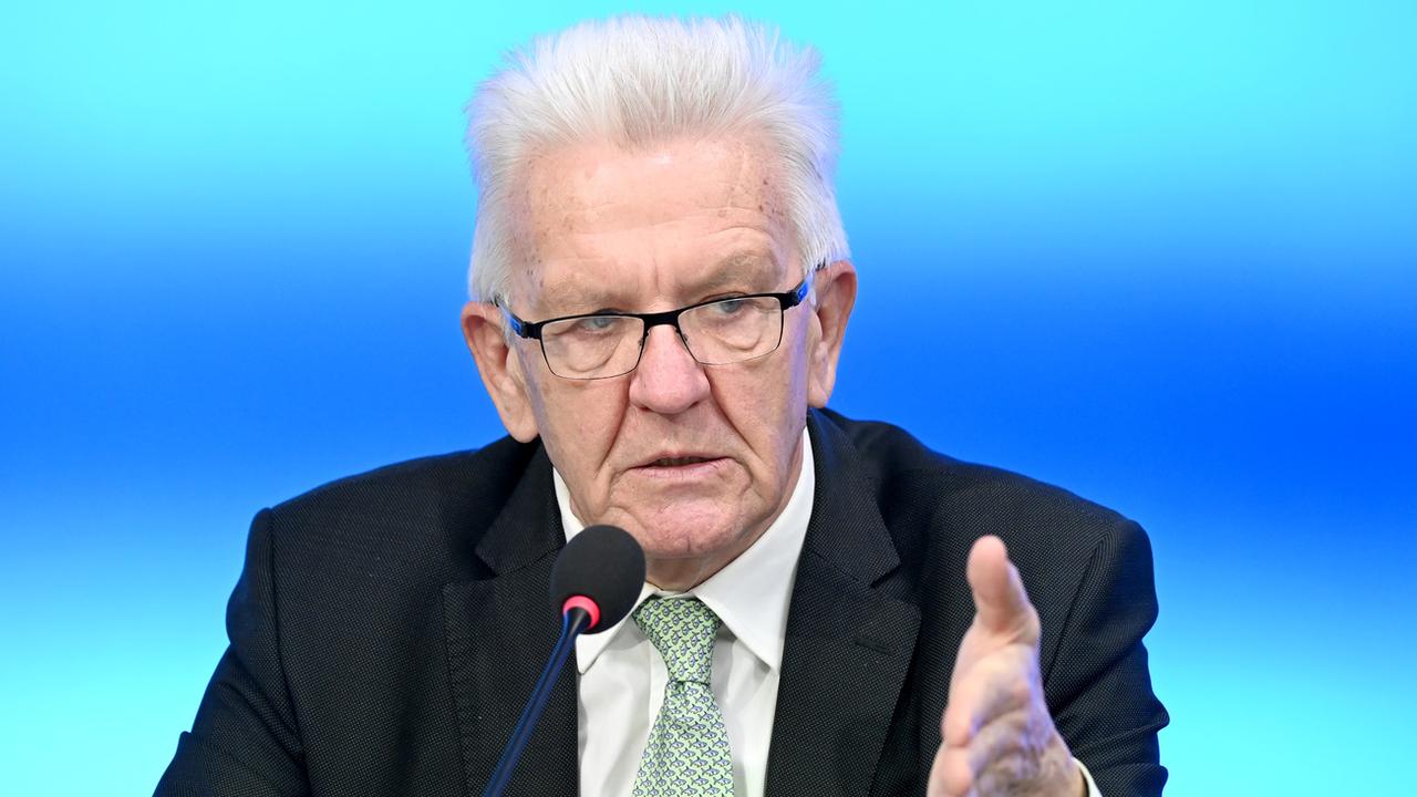 Le ministre-président du Land allemand du Bade-Wurtemberg Winfried Kretschmann dit mercredi dans un entretien à la NZZ espérer un accord entre la Suisse et l'UE. [Bernd Weissbrod]
